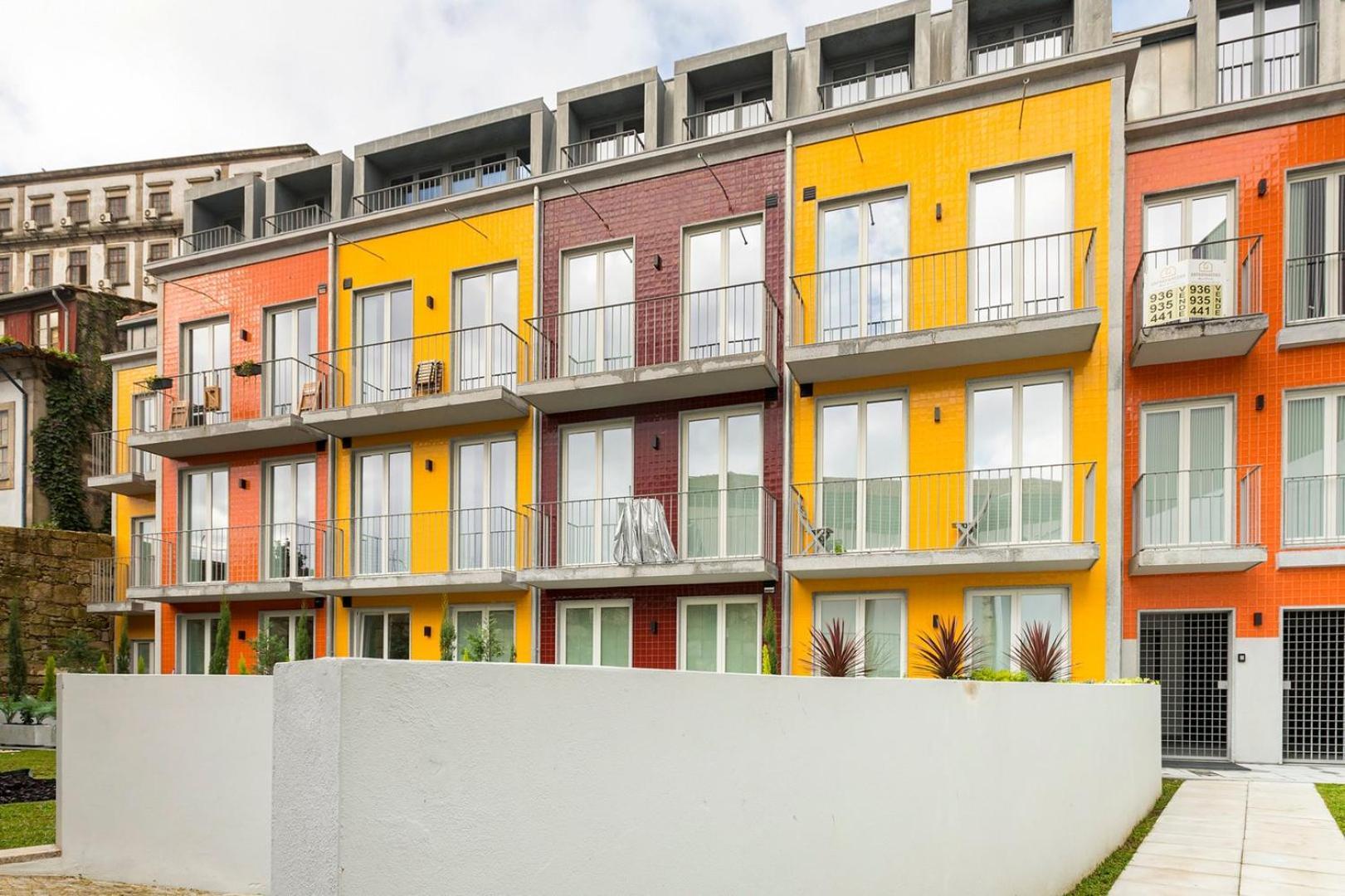 Guestready - Trendy Getaway In The Heart Of Porto Lägenhet Exteriör bild